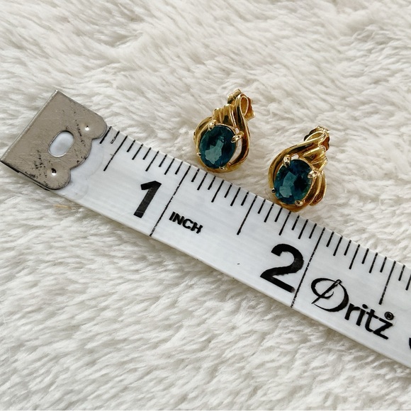 14K Gold Blue Topaz Earrings Vintage Oval Studs Swirl Design 3.32g - Picture 10 of 10
